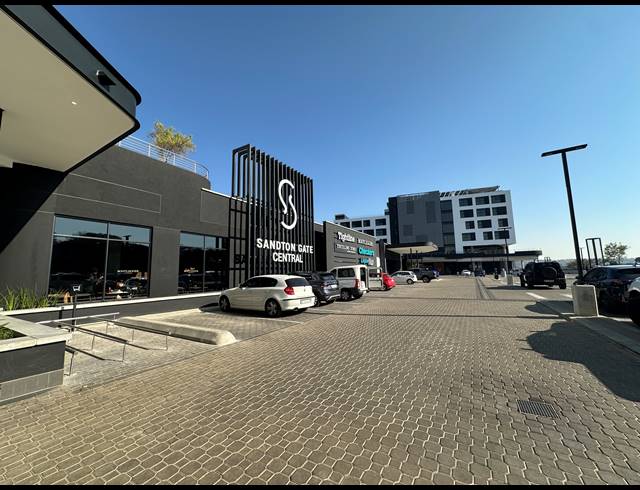 512M² OFFICE TO LET IN GLENADRIENNE